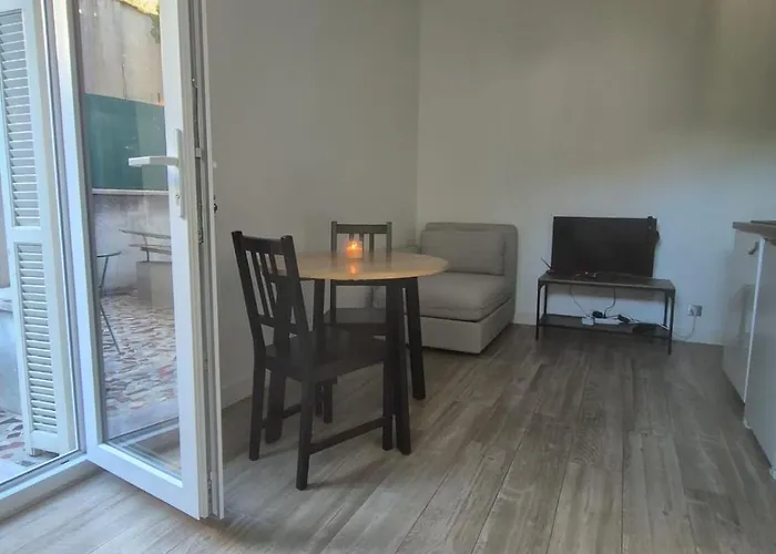 Апартаменты Petit Cozy